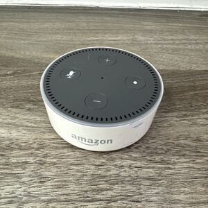 Amazon Echo Dot 2nd Generation Smart Speaker - White (RS03QR)
